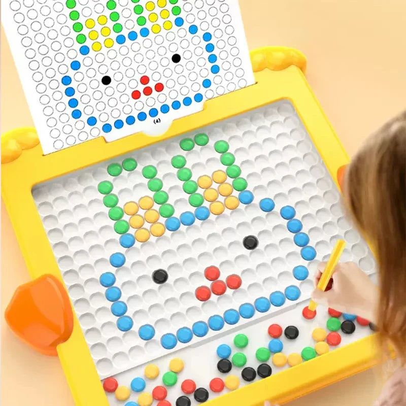 Mess-free Magnetic Drawing Board