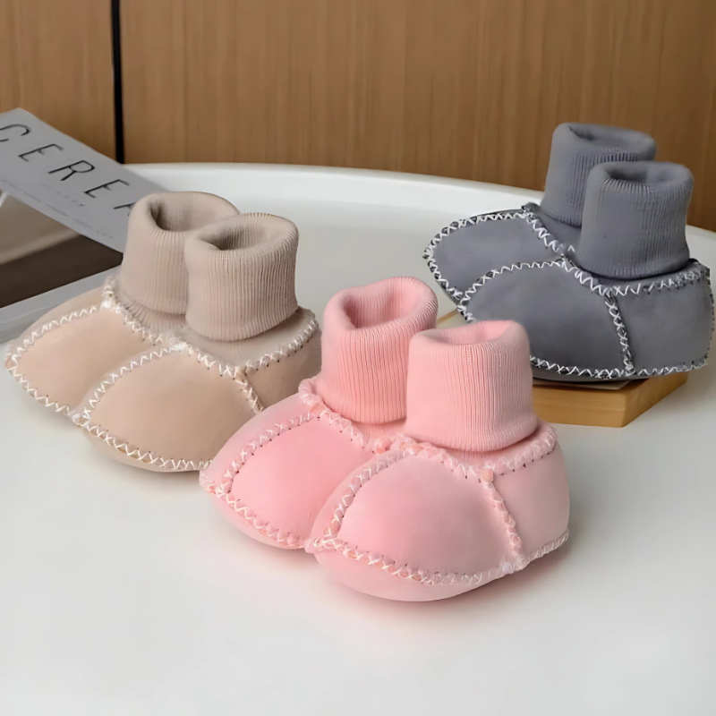 Warm and Lightweight Baby Shoes
