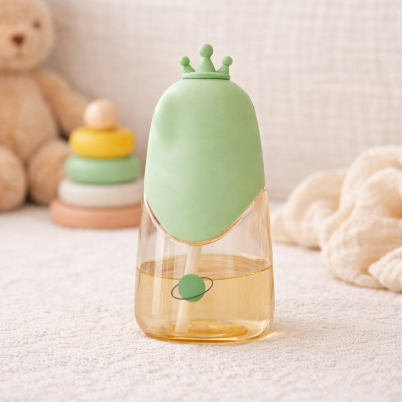 Anti-Colic Silicone Straw Bottle for Infants 3–6 Months