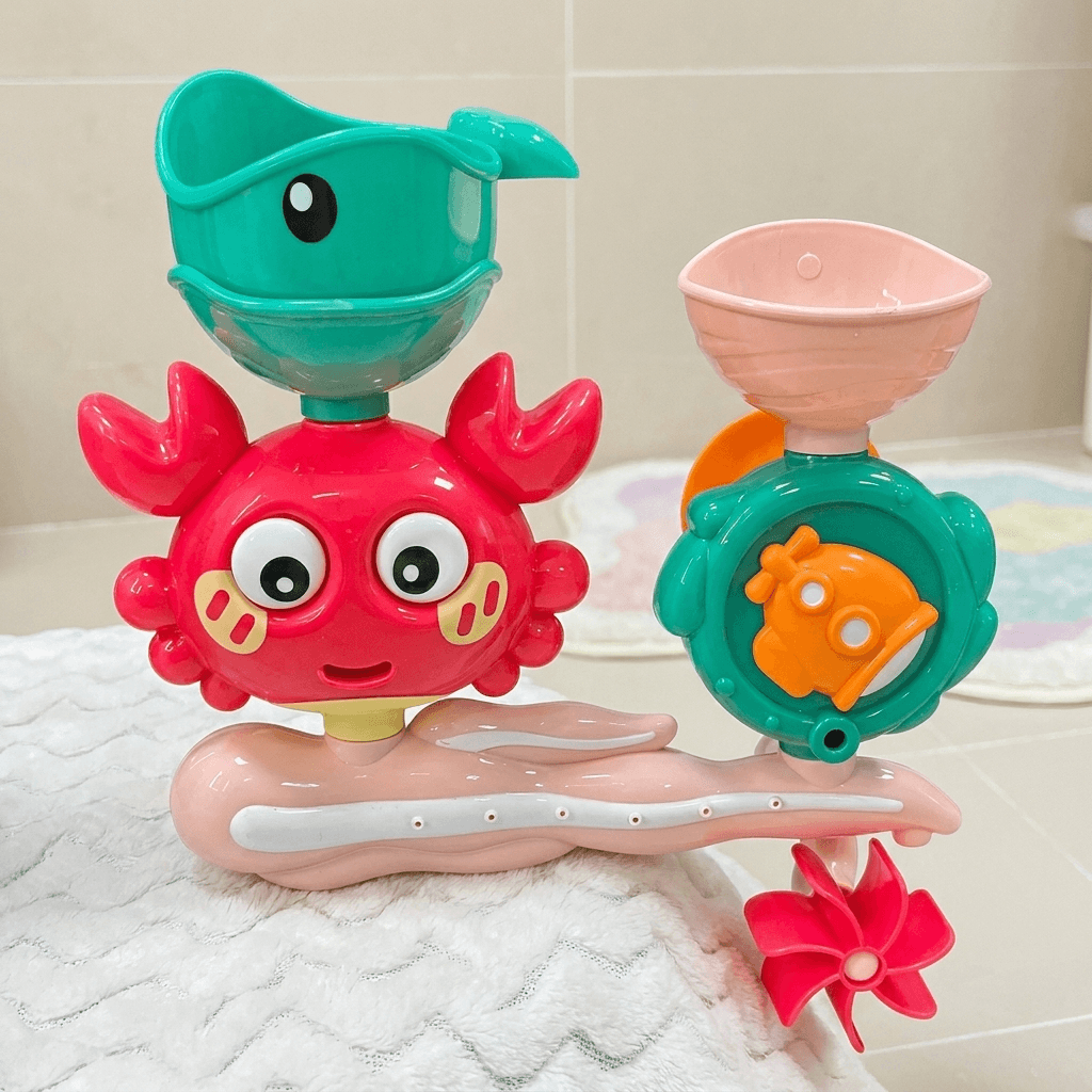 Wall-Adhering Animal Bath Toy for Engaging Splash Play