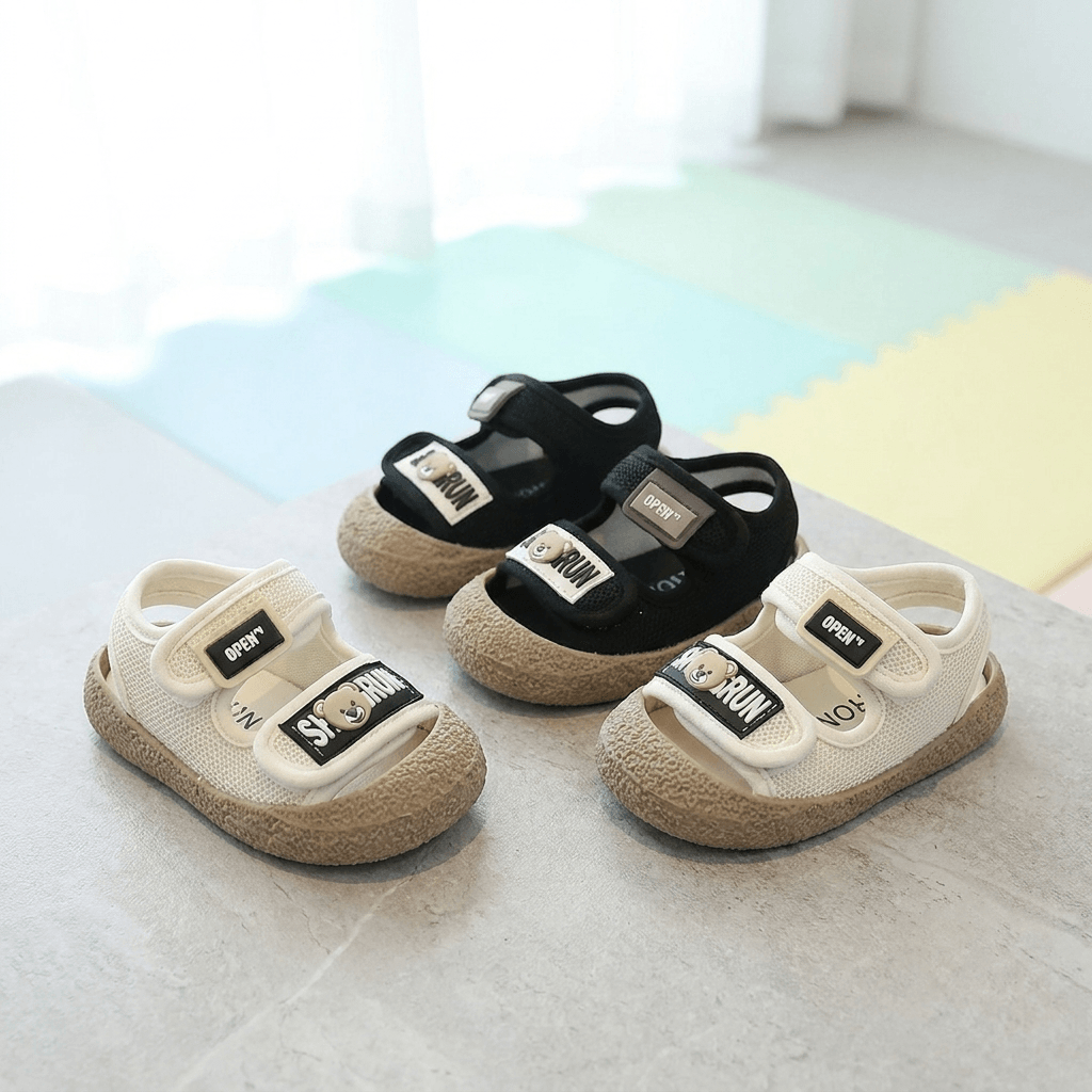Easy Summer Sandals for Growing Little Feet