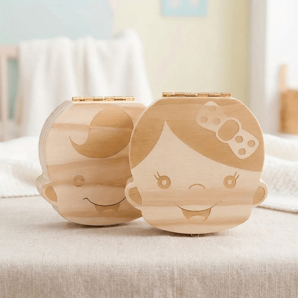Natural Wooden Tooth Holder for Sweet Family Keepsakes